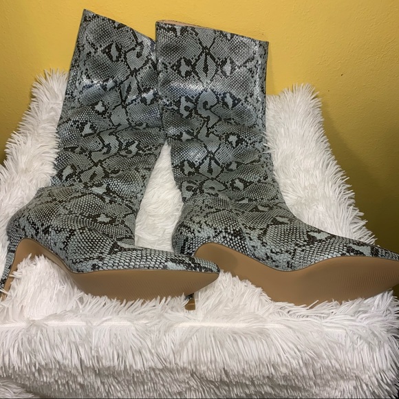 Steve Madden Women’s 6 1/2 Kimari Pointed Toe Pull-On Dress Animal Print Boots - Picture 12 of 14